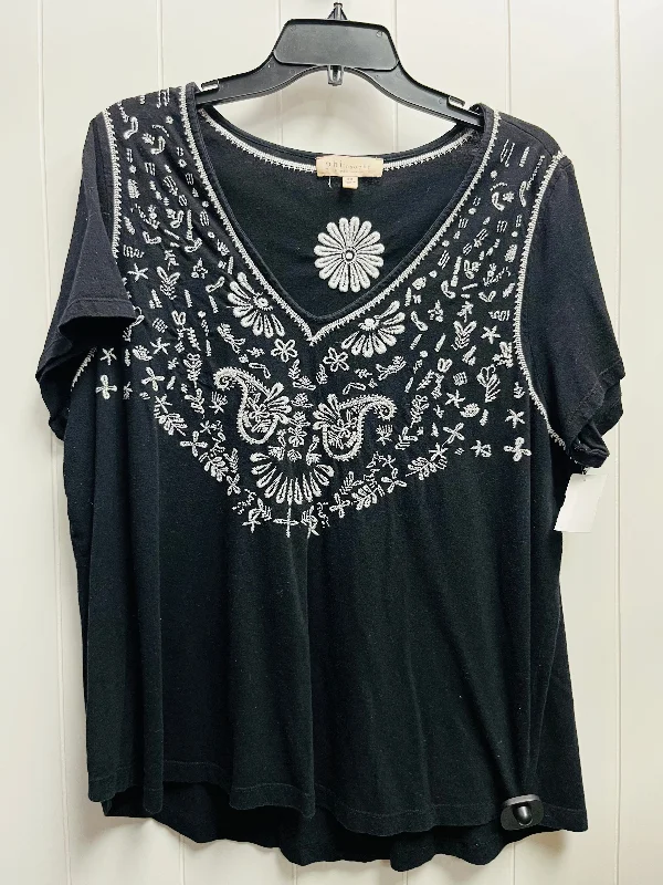 women's tops for those who want to add a touch of sophistication to their casual attireTop Short Sleeve By Philosophy In Black & White, Size: 2x