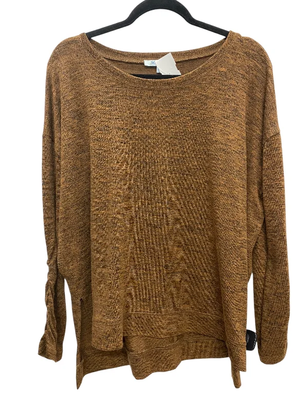 women's tops for cozy nights inTop Long Sleeve By She + Sky In Brown, Size: M