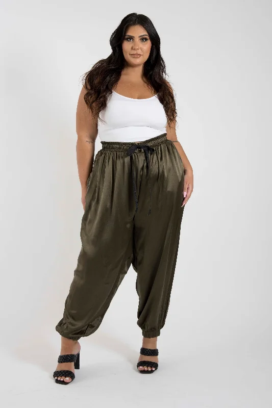 women's cool pantsThe Wardrobe Hero - Italian Silk Jogger Pant in Moss