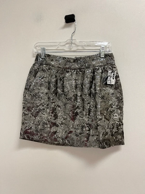 women's satin skirtsSkirt Mini & Short By Tinley Road In Silver, Size: 2